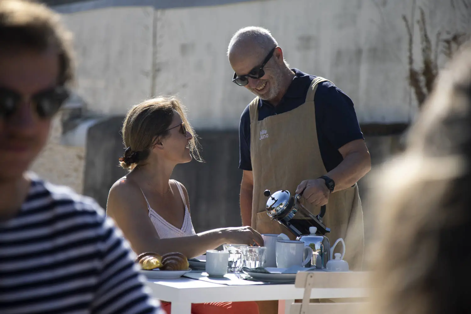 Villa Juno - Petit-déjeuner au jardin